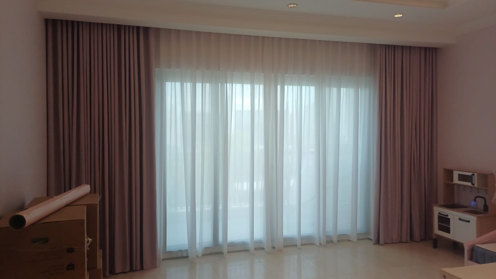 Curtain Installation Dubai