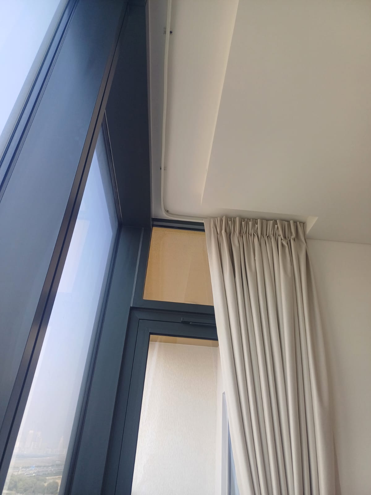 Curtain Installation Dubai
